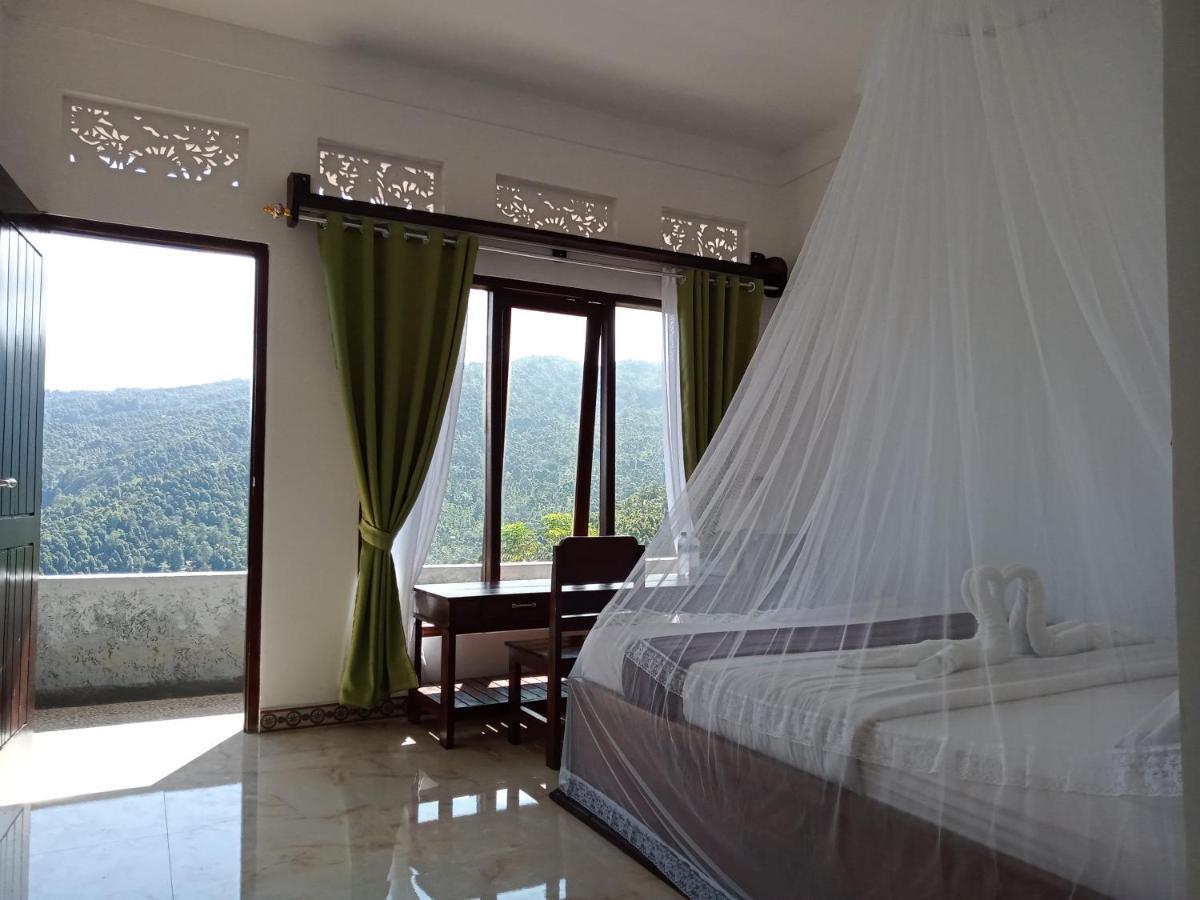 Munduk Aris Homestay And Warung Made מראה חיצוני תמונה