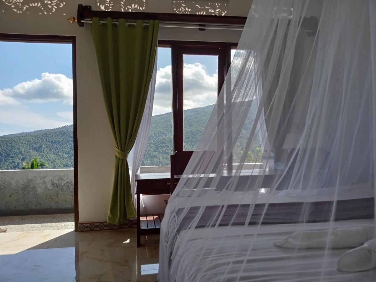 Munduk Aris Homestay And Warung Made מראה חיצוני תמונה