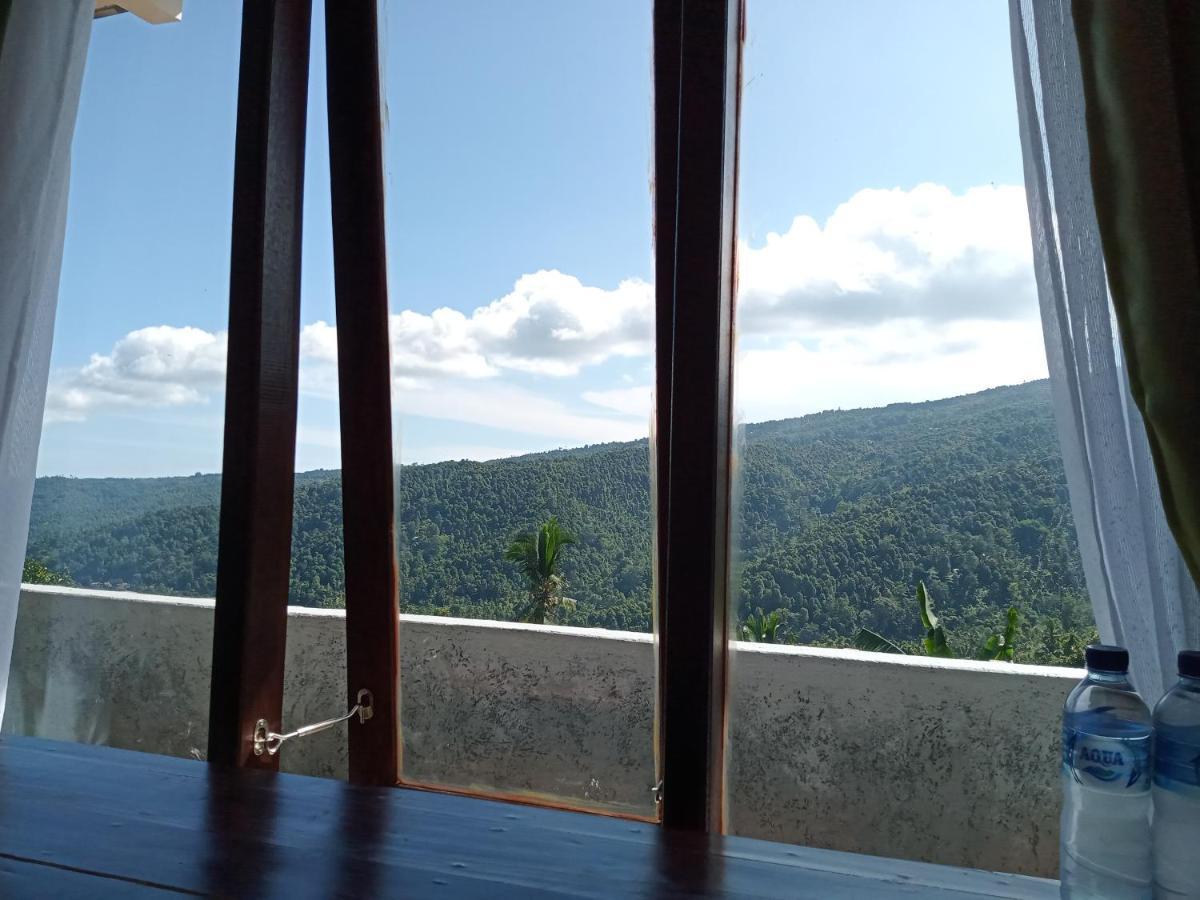 Munduk Aris Homestay And Warung Made מראה חיצוני תמונה