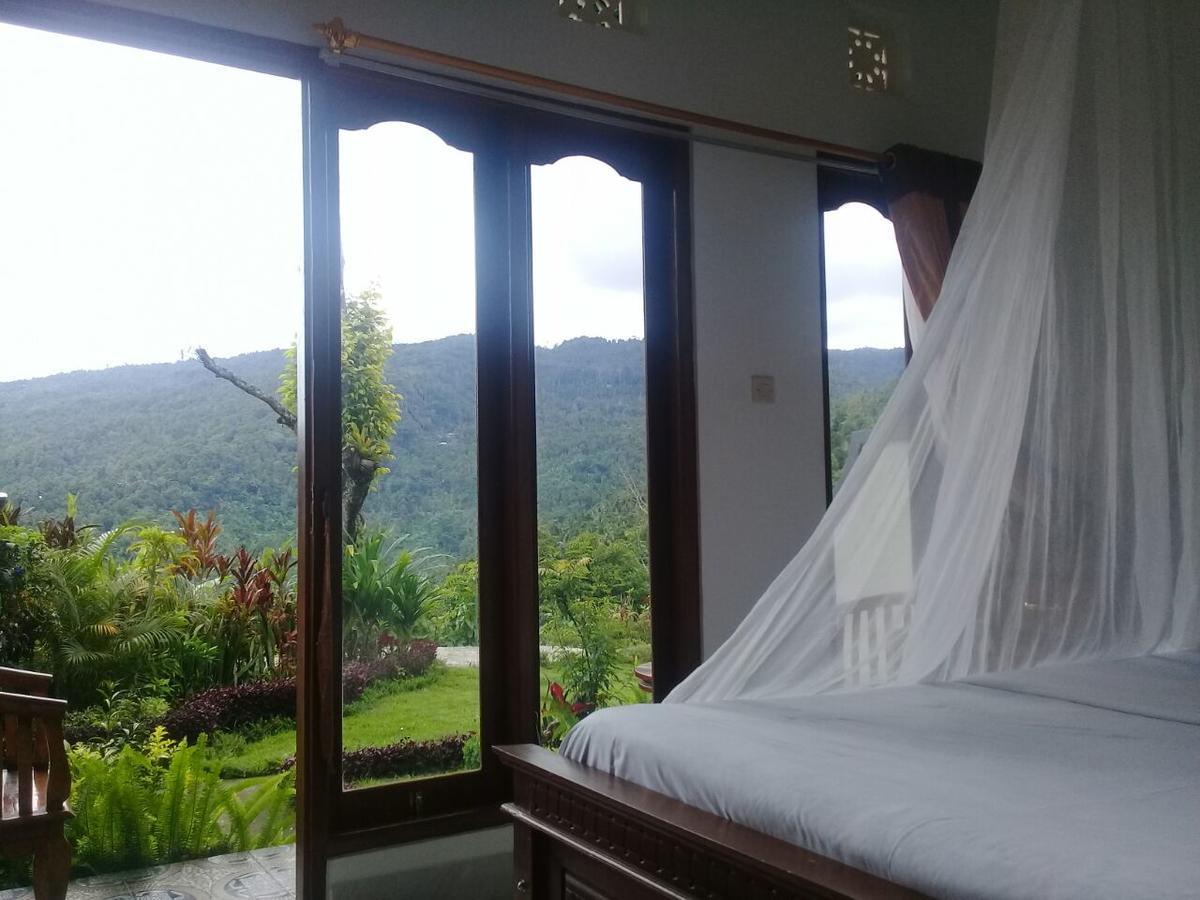 Munduk Aris Homestay And Warung Made מראה חיצוני תמונה